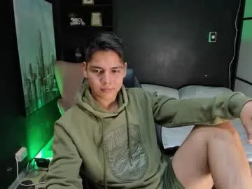 AlexisGrays – webcam model profile photo Image 7