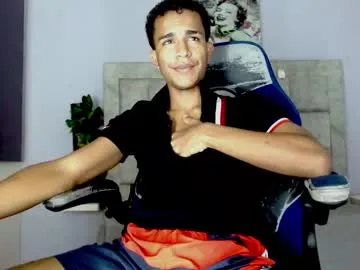 MiaTonyy – webcam model profile photo Image 7