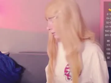 mafee_saenz – webcam model profile photo Image 12