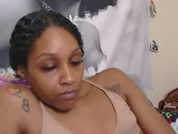 kyany_ – webcam model profile photo Image 4