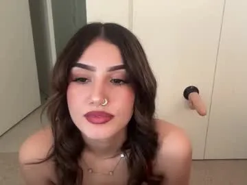 MaddieBryggs – webcam model profile photo Image 17