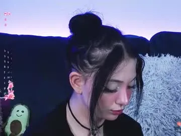 korinaluvv – webcam model profile photo Image 6