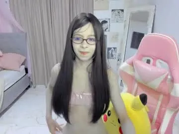 -VikkiL0vesCheese- – webcam model profile photo Image 10