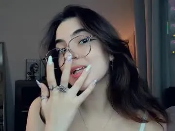 cute_fox_girl – webcam model profile photo Image 8