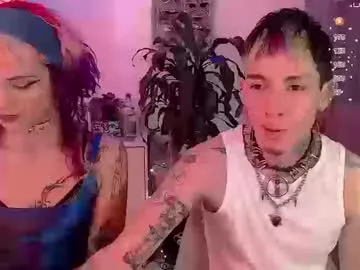 NickiMaldini – webcam model profile photo Image 8