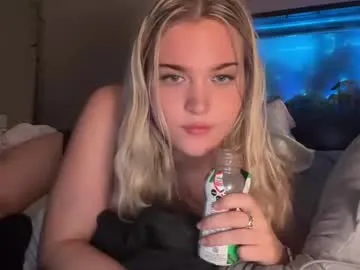 BarbieandKen – webcam model profile photo Image 3