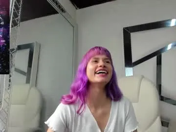 xlunami – webcam model profile photo Image 6