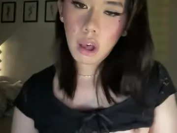 WhoreRobot – webcam model profile photo Image 19