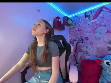 Likachkaa – webcam model profile photo Image 2