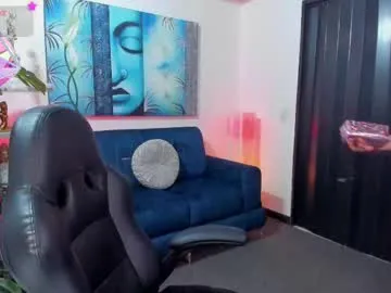 xunybany – webcam model profile photo Image 17