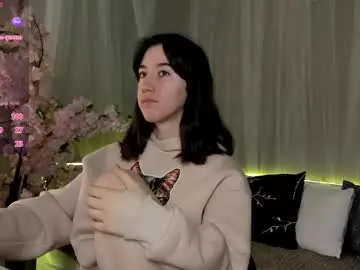 belle_via – webcam model profile photo