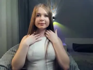 mia_pineda – webcam model profile photo Image 7