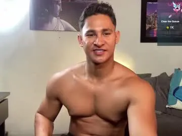 mayadashaaa – webcam model profile photo Image 3