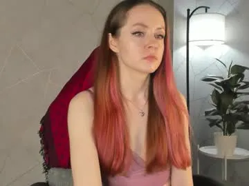 onlygia – webcam model profile photo Image 2