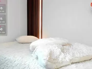 xlunami – webcam model profile photo Image 6