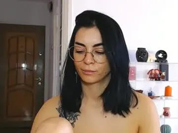 molochnaya000 – webcam model profile photo Image 8