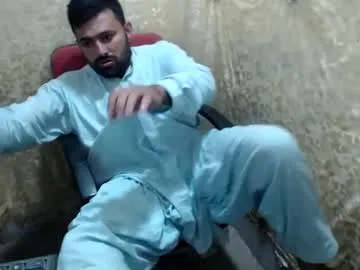 maca-moon – webcam model profile photo Image 3