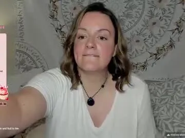 karolina7 – webcam model profile photo Image 3