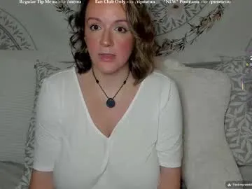 karolina7 – webcam model profile photo Image 6