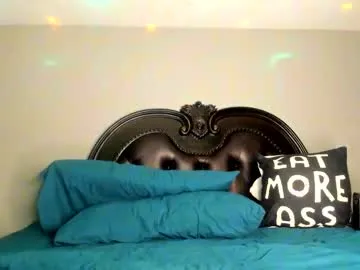 xlunami – webcam model profile photo Image 13