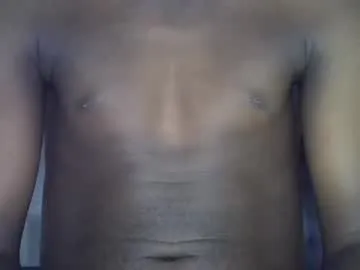 millemimi – webcam model profile photo Image 4