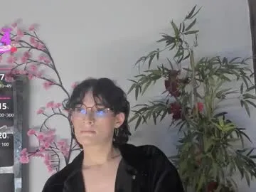 to4ka-gi – webcam model profile photo Image 13