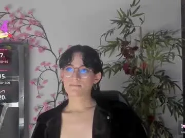 to4ka-gi – webcam model profile photo Image 15