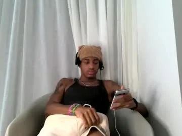 vixenvictoriaa – webcam model profile photo Image 10