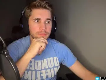 saraloverays – webcam model profile photo Image 18