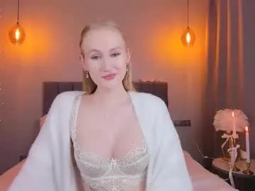blondiemermaid Image 4