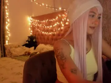 LinaTwins – webcam model profile photo Image 7