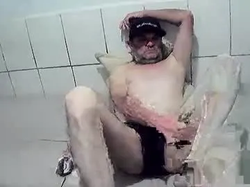 xlunami – webcam model profile photo Image 12