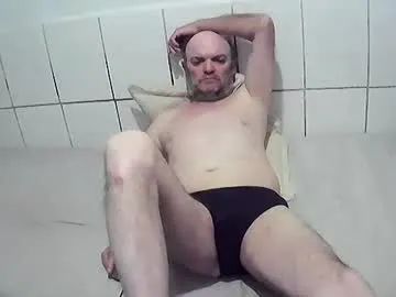 xlunami – webcam model profile photo Image 9