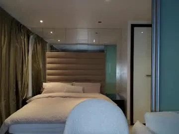 suuzykissuxoxo – webcam model profile photo Image 16