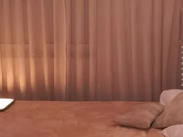 miss_juliaa – webcam model profile photo Image 11