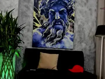 little__sophie18 – webcam model profile photo Image 5