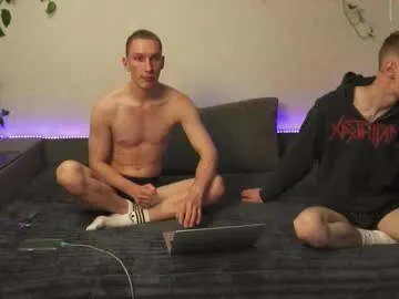 glossybabe_ – webcam model profile photo Image 13