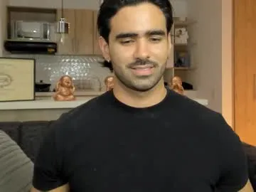 PeachGirl – webcam model profile photo Image 12