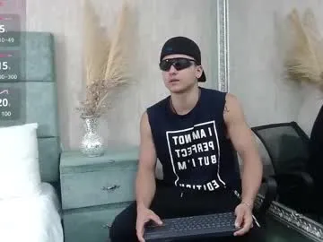 MurkaLux – webcam model profile photo Image 8