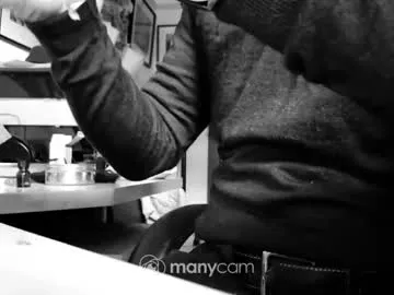 cutesmiles – webcam model profile photo Image 13