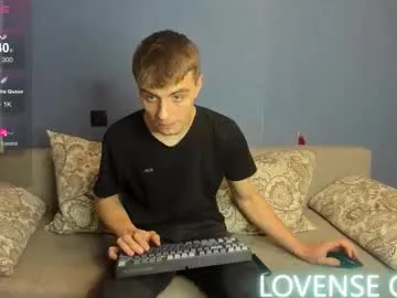 StarKristy – webcam model profile photo Image 3