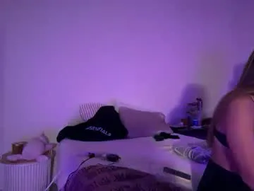 zackstivensen – webcam model profile photo Image 17