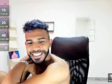 vixenvictoriaa – webcam model profile photo Image 2