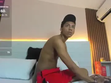 im_milancs – webcam model profile photo Image 15