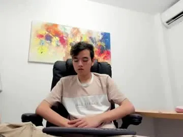 to4ka-gi – webcam model profile photo Image 4