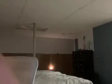 Milana555550 – webcam model profile photo Image 2