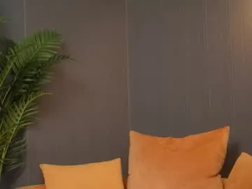 WhoreRobot – webcam model profile photo Image 15