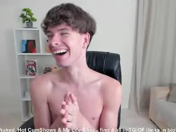 xlunami – webcam model profile photo Image 17