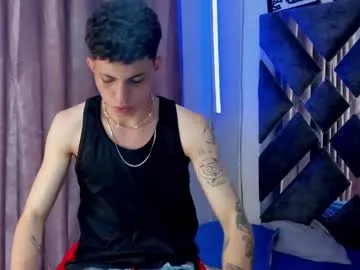 MinniMia – webcam model profile photo Image 8