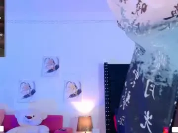 vixenvictoriaa – webcam model profile photo Image 2